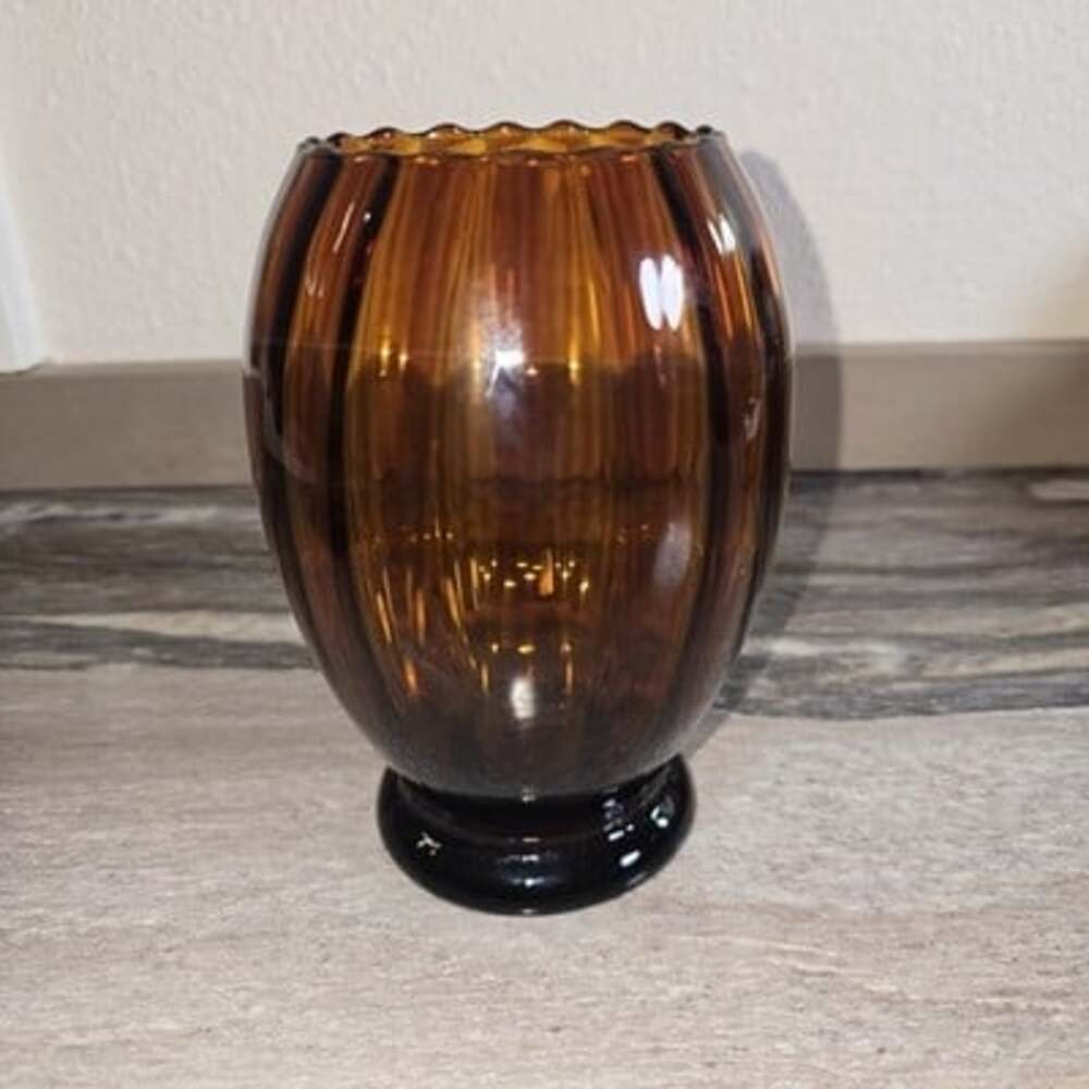 Vintage Italian Art Glass Vase Amber Brown Ribbed Scalloped Rim Made in Italy...